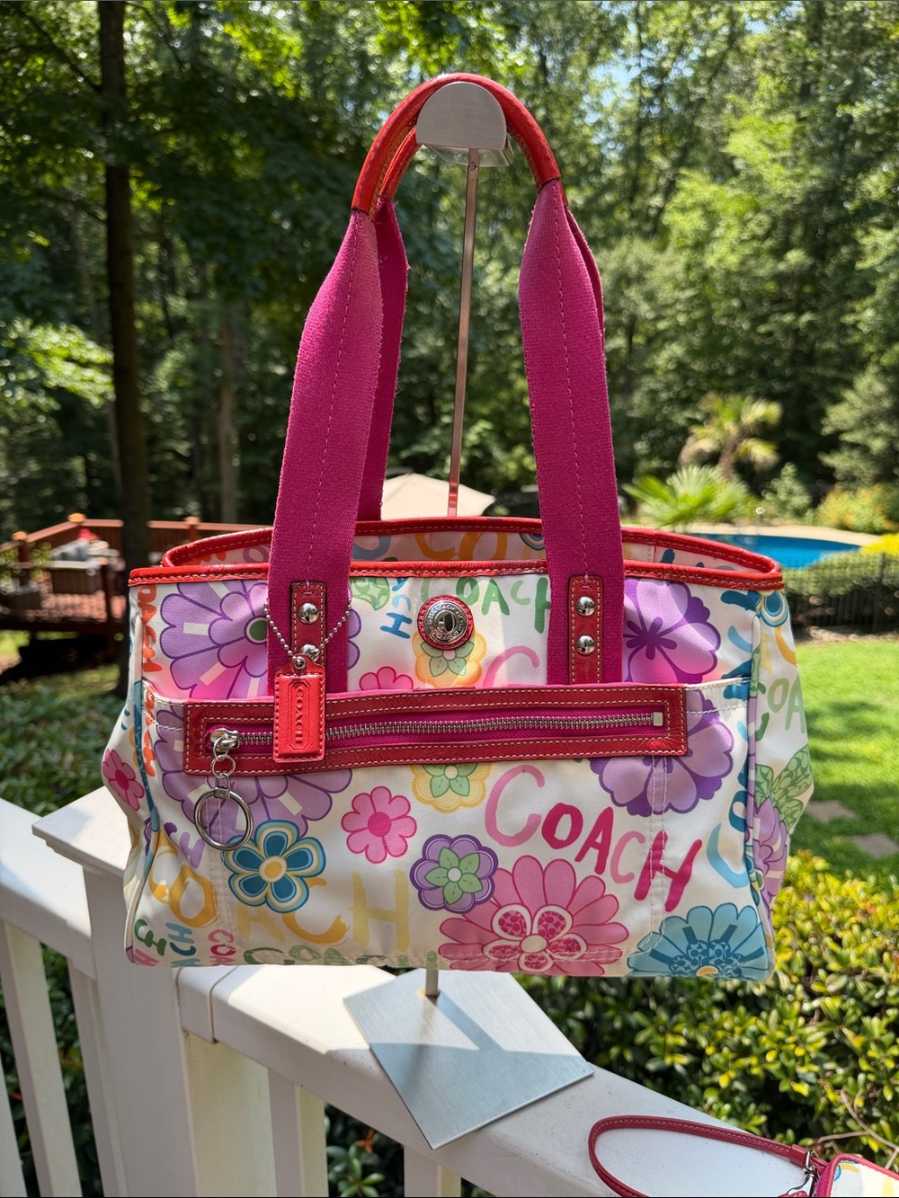 Coach 2010 Y2K Poppy Daisy Multicolor Floral Canvas Tote (full price add DAISY) - Picture 16 of 17